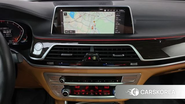 BMW 7 Series (G11) 2020 Черный из Кореи, фото 4