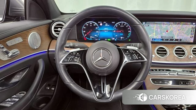 Mercedes-Benz E-Class W213 2021 Серый из Кореи, фото 4