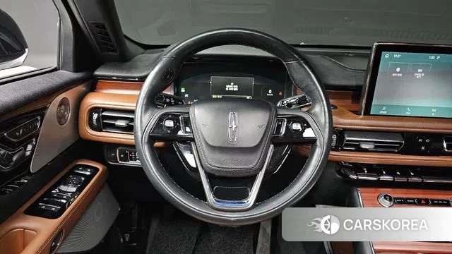 Lincoln Aviator 2nd generation 2022 Белый из Кореи, фото 4