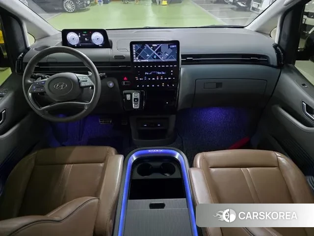 Hyundai Staria 2021 Серый из Кореи, фото 4