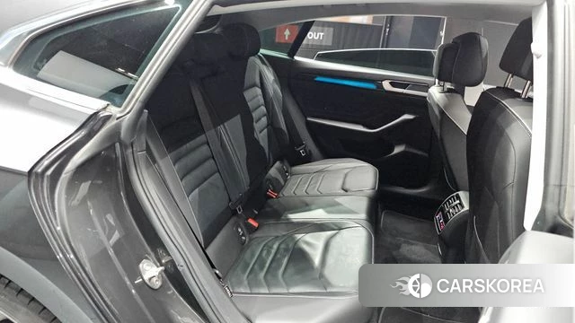 Volkswagen Arteon 2023 Серый из Кореи, фото 4