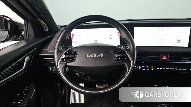 Kia EV6 2023 Серебристо-серый из Кореи, фото 4