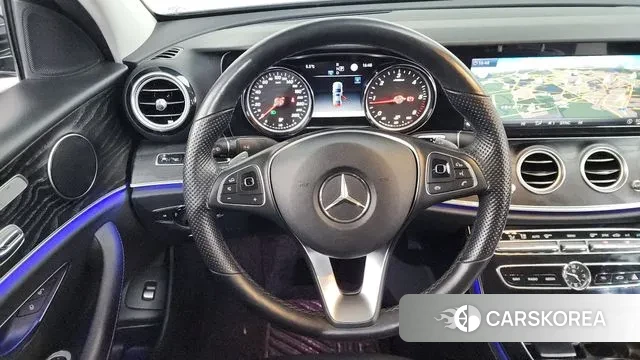 Mercedes-Benz E-Class W213 2018 Черный из Кореи, фото 4