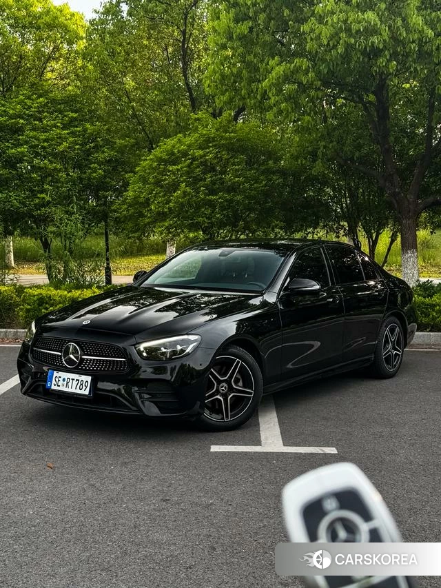 Mercedes-Benz E-class (imported) 2021 Черный из Китая, фото 4