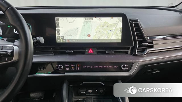 Kia Sportage 5th Generation Hybrid 2023 Белый из Кореи, фото 4