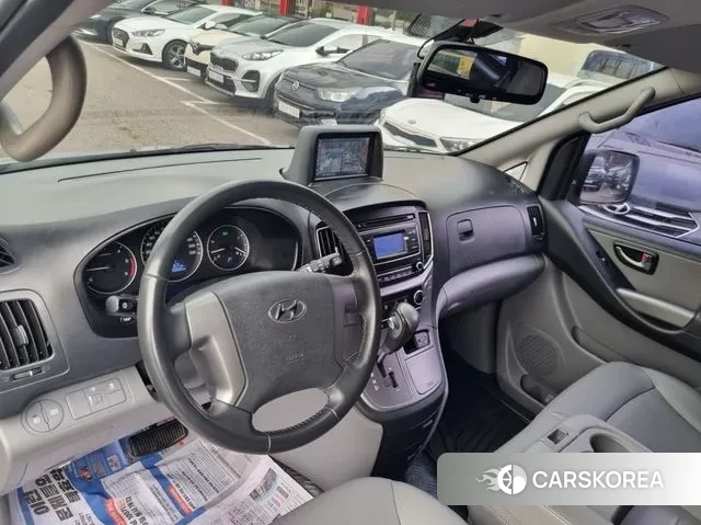 Hyundai The New Grand Starex 2019 Серебристо-серый из Кореи, фото 4