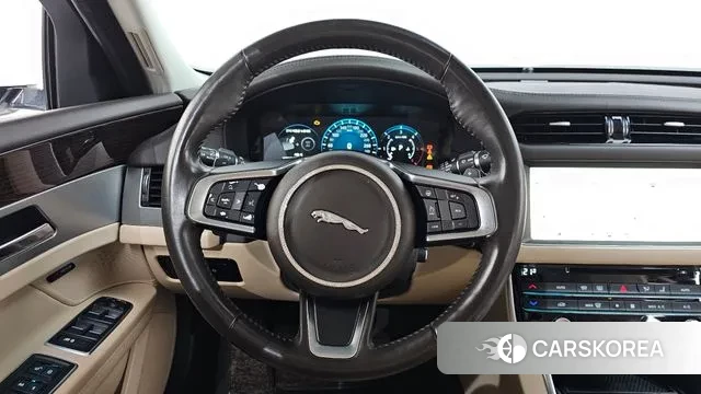 Jaguar XF (X260) 2018 Белый из Кореи, фото 4