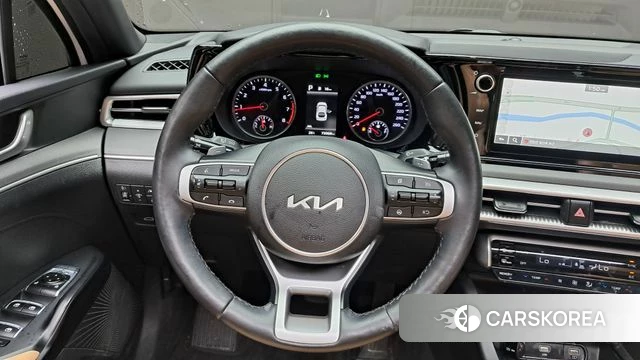 Kia K5 3rd generation 2023 Белый из Кореи, фото 4