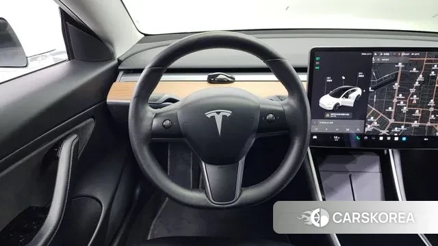 Tesla Model 3 2020 Белый из Кореи, фото 4