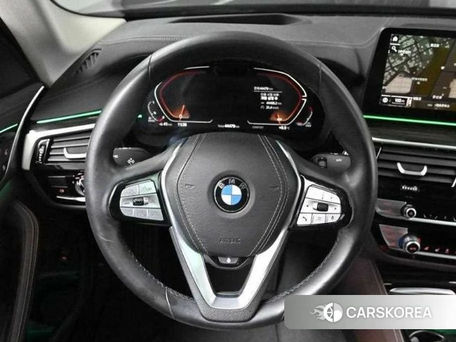 BMW 5 Series (G30) 2023 Черный из Кореи, фото 4