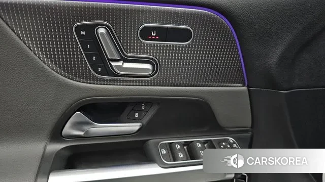 Mercedes-Benz EQB X243 2023 Белый из Кореи, фото 4