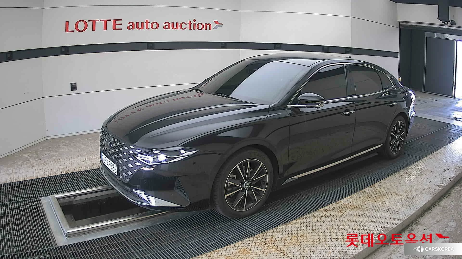 Hyundai Grandeur 2023 Abyss Black Pearl из Кореи, фото 4
