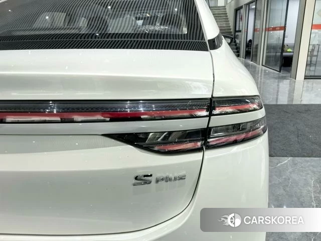 Aian AION S 2025 Белый из Китая, фото 4