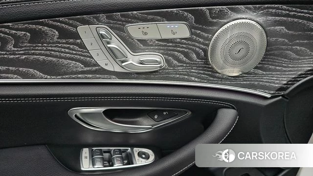 Mercedes-Benz E-Class W213 2022 Белый из Кореи, фото 4