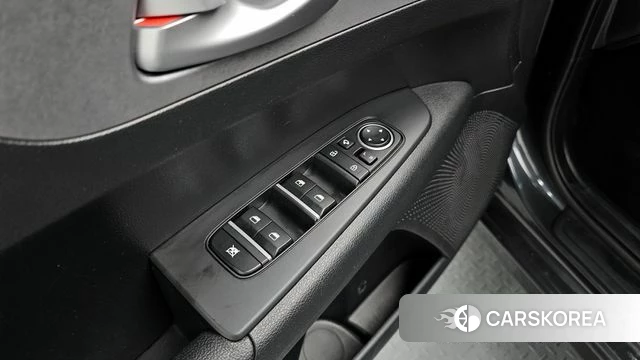 Kia The New K3 2nd generation 2022 Серый из Кореи, фото 4