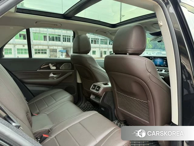 Mercedes-Benz GLE (import) 2022 Черный из Китая, фото 4