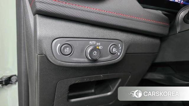 Chevrolet (GM Daewoo) The New Trail Blazer 2023 Светло-зеленый из Кореи, фото 4