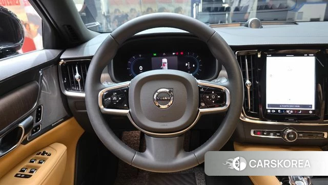 Volvo S90 2022 Черный из Кореи, фото 4