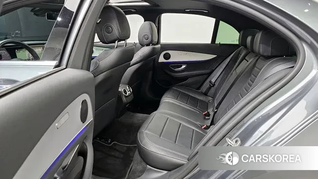 Mercedes-Benz E-Class W213 2021 Серый из Кореи, фото 4