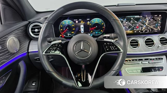 Mercedes-Benz E-Class W213 2022 Белый из Кореи, фото 4