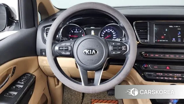 Kia The New Carnival 2018 Белый из Кореи, фото 4