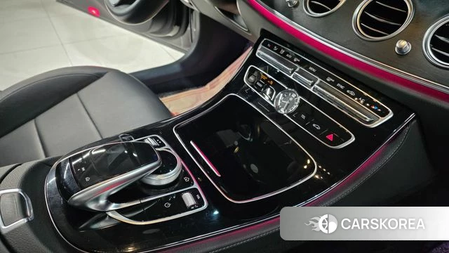 Mercedes-Benz E-Class W213 2020 Черный из Кореи, фото 4