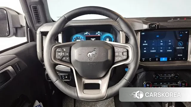 Ford Bronco 6th Generation 2025 Черный из Кореи, фото 4