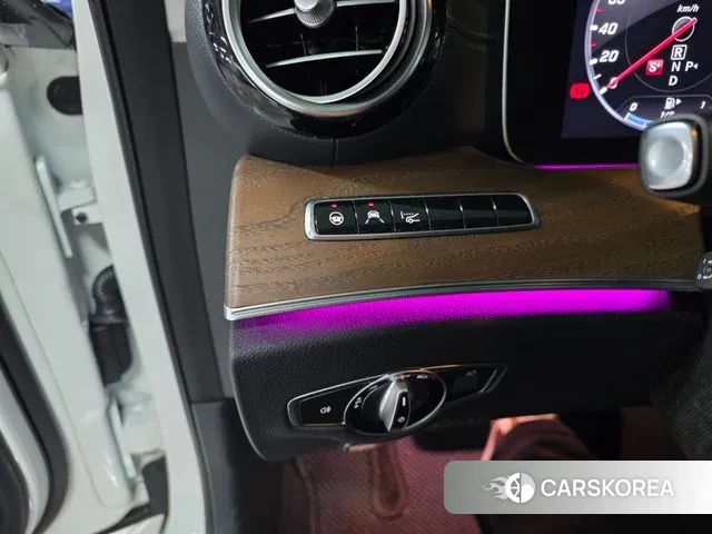 Mercedes-Benz E-Class W213 2020 Белый из Кореи, фото 4