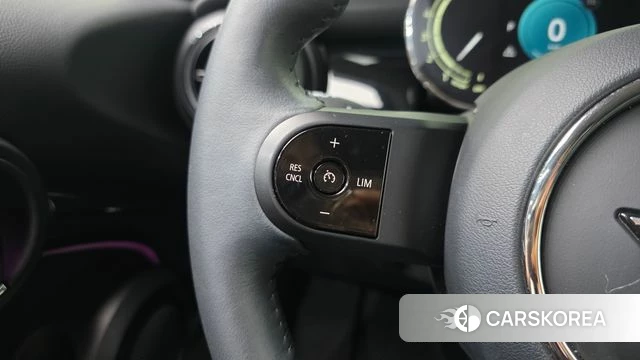 Mini Cooper 2022 Черный из Кореи, фото 4