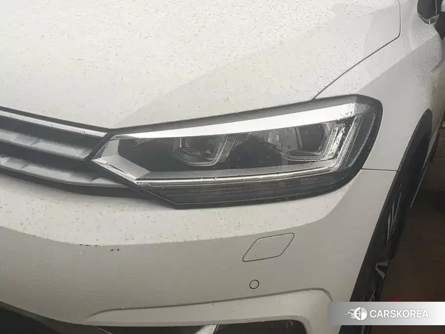 Volkswagen Touran 2019 Белый из Китая, фото 4