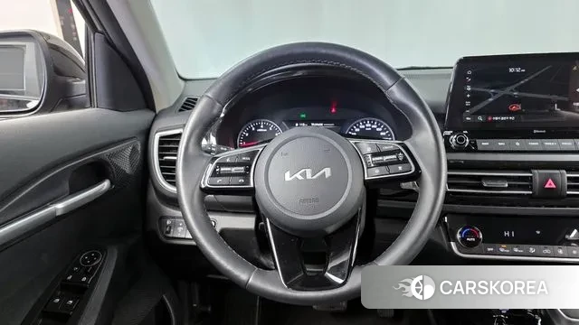 Kia Seltos 2022 Черный из Кореи, фото 4
