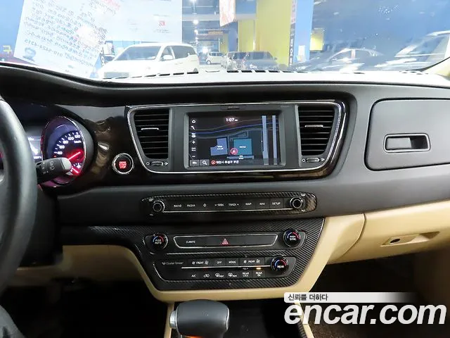 Kia The New Carnival id 2388952 из Кореи 4