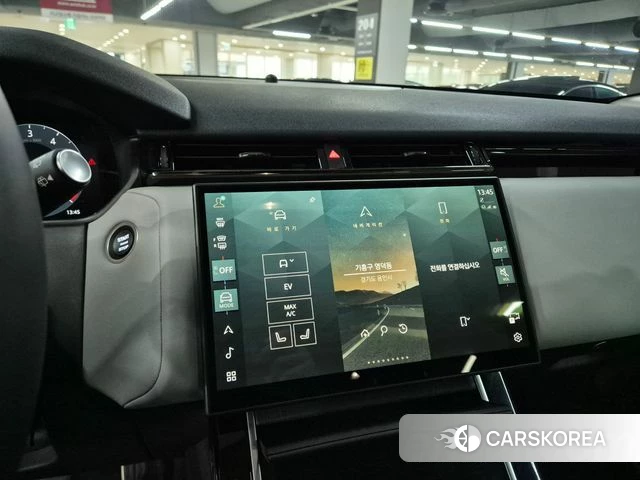 Land Rover Range Rover Velar 2025 Светло-серебряный цвет из Кореи, фото 4