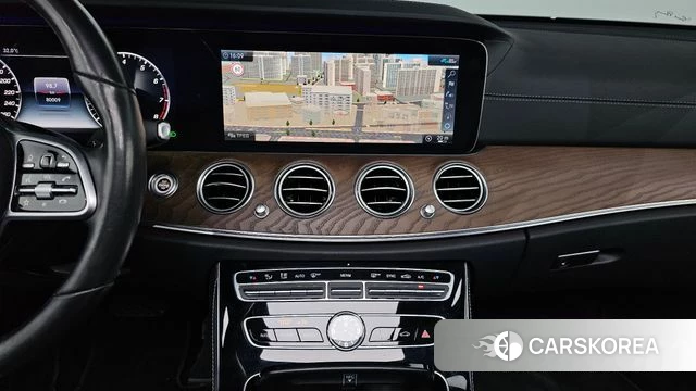 Mercedes-Benz E-Class W213 2020 Черный из Кореи, фото 4