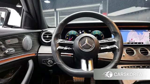 Mercedes-Benz E-Class W213 2021 Белый из Кореи, фото 4