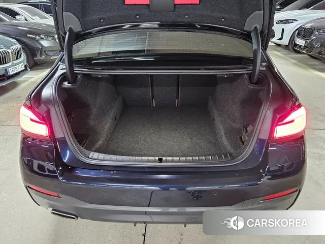 BMW 5 Series (G30) 2023 Синий из Кореи, фото 4