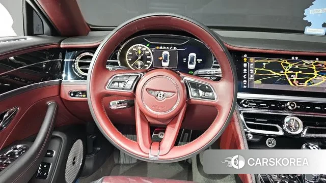 Bentley Flying Spur 3rd Generation 2022 Белый из Кореи, фото 4