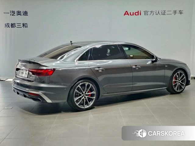Audi A4L 2021 Темно-серый из Китая, фото 4
