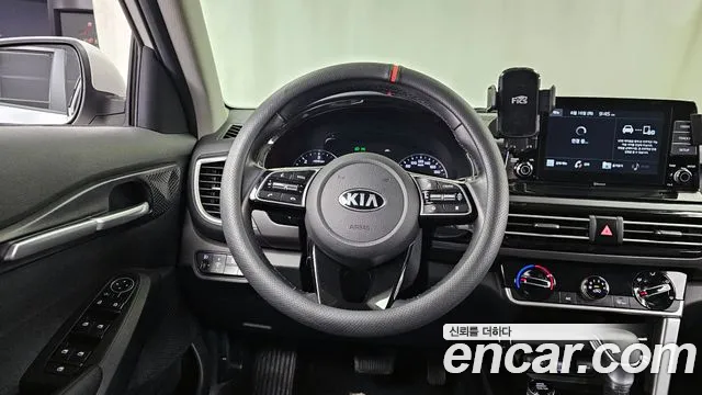 Kia Seltos 2019 Белый из Кореи, фото 4
