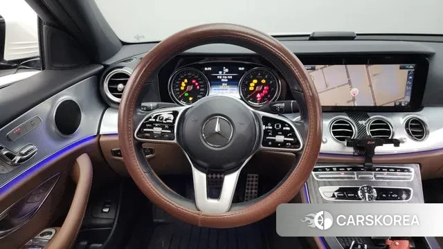 Mercedes-Benz E-Class W213 2019 Белый из Кореи, фото 4