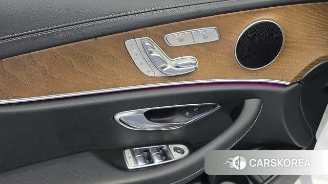 Mercedes-Benz E-Class W213 2021 Белый из Кореи, фото 4