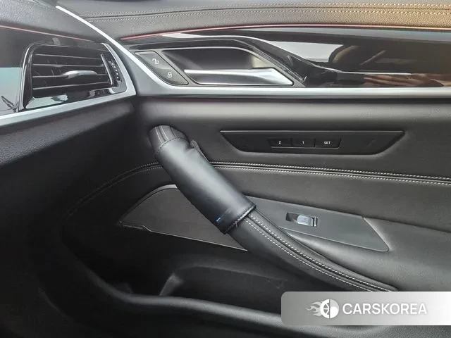 BMW 5 Series (G30) 2022 Белый из Кореи, фото 4