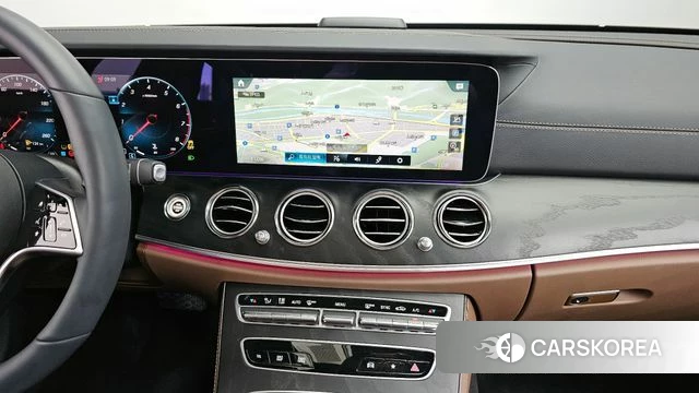Mercedes-Benz E-Class W213 2023 Белый из Кореи, фото 4