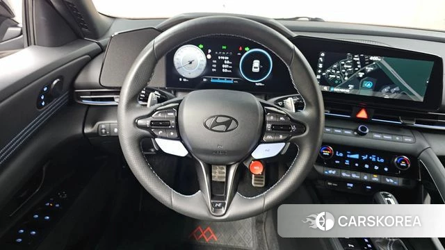 Hyundai The New Avante (CN7) 2024 Серебристо-серый из Кореи, фото 4