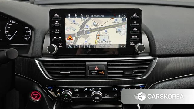 Honda Accord 10th Generation 2022 Белый из Кореи, фото 4