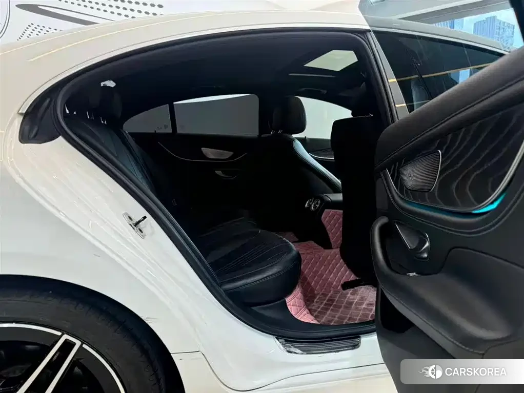 Mercedes-Benz CLS 2022 Белый из Китая, фото 4