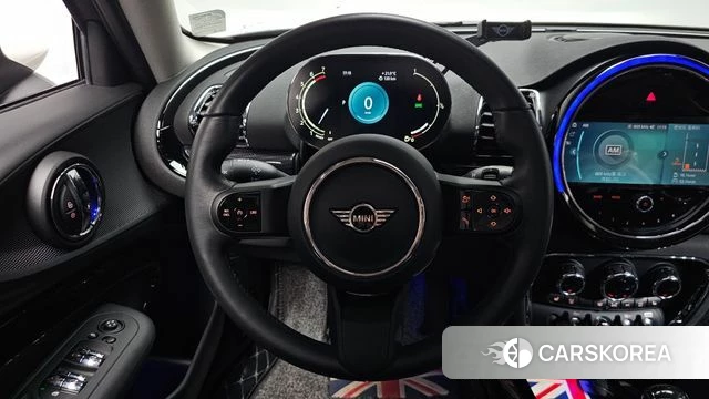 Mini Cooper Clubman 2023 Черный из Кореи, фото 4
