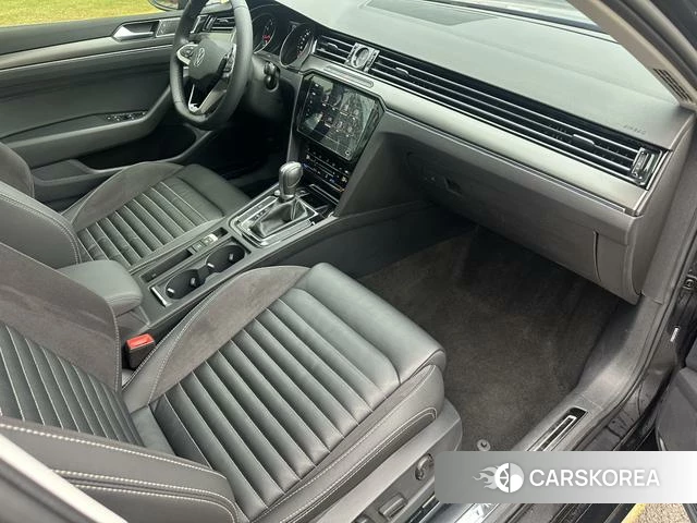 Volkswagen Magotan 2021 Черный из Китая, фото 4
