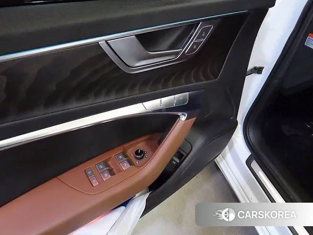 Audi A6 (C8) 2020 Белый из Кореи, фото 4