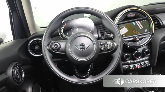 Mini Cooper 2021 Черный из Кореи, фото 4